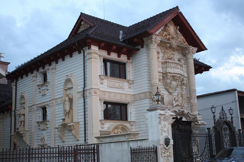 casa de manelisti.JPG